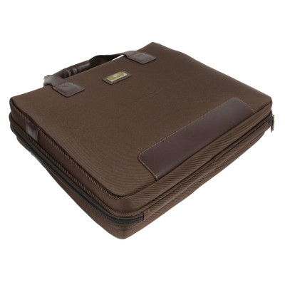 Сумка-кейс для ноутбука 14,1", Professional S923.23 коричнева Сумка-кейс для ноутбука 14,1", Professional S923.23 коричнева