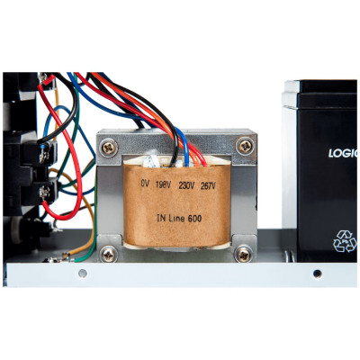 ИБП LogicPower LP 650VA (390Вт) линейно-интерактивный ИБП LogicPower LP 650VA (390Вт) линейно-интерактивный