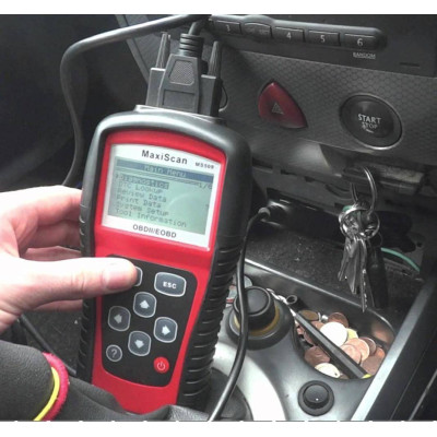 Автомобільний універсальний діагностичний сканер Konnwei OBDII/EOBD scanner 808KWHS Автомобільний універсальний діагностичний сканер Konnwei OBDII/EOBD scanner 808KWHS