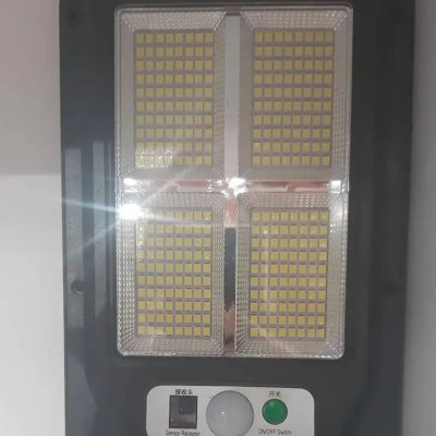 Вуличний настінний світильник Solar Light BK-4-320SMD з пультом ДУ та сонячною батареєю LED ліхтар Вуличний настінний світильник Solar Light BK-4-320SMD з пультом ДУ та сонячною батареєю LED ліхтар