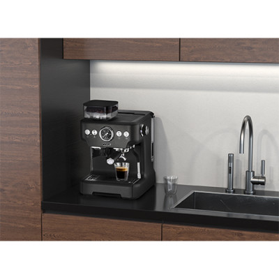 Кофеварка Trisa 6219.4112 Barista Plus антрацит (5653) Кофеварка Trisa 6219.4112 Barista Plus антрацит (5653)