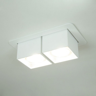 Точечный светильник R2D2 2 WH Imperium Light 304212.01.01