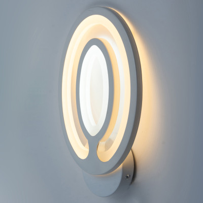 Светильник светодиодный настенный LED бра Sunlight белый 3334