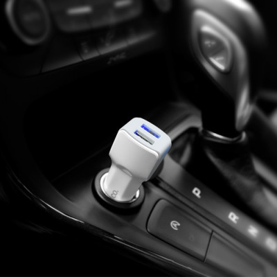 Автомобильное зарядное устройство от прикуривателя Hoco Z23 2xUSB 2.4A White Автомобильное зарядное устройство от прикуривателя Hoco Z23 2xUSB 2.4A White