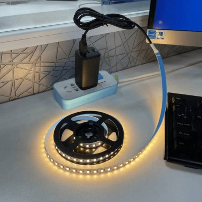 Світлодіодна стрічка Inspire Smart LED USB 120 діодів 3000К 2 м (J2M120) Світлодіодна стрічка Inspire Smart LED USB 120 діодів 3000К 2 м (J2M120)