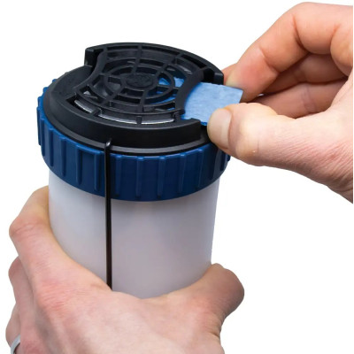 Ліхтар кемпінговий ThermaCELL MR-CLE Mosquito Repellent Camp Lantern 11х11х18.5 см Синій (THERM-1200.05.37) Ліхтар кемпінговий ThermaCELL MR-CLE Mosquito Repellent Camp Lantern 11х11х18.5 см Синій (THERM-1200.05.37)