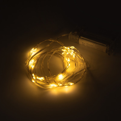 Электрогирлянда YES! Fun Нить 60 LED 6 м Тепло-белый (975030) Электрогирлянда YES! Fun Нить 60 LED 6 м Тепло-белый (975030)