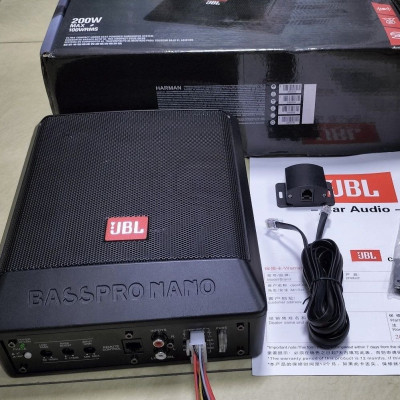 Активний автосабвуфер JBL BassPro Nano 200W (11588) Активний автосабвуфер JBL BassPro Nano 200W (11588)