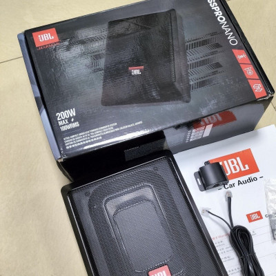 Активний автосабвуфер JBL BassPro Nano 200W (11588) Активний автосабвуфер JBL BassPro Nano 200W (11588)