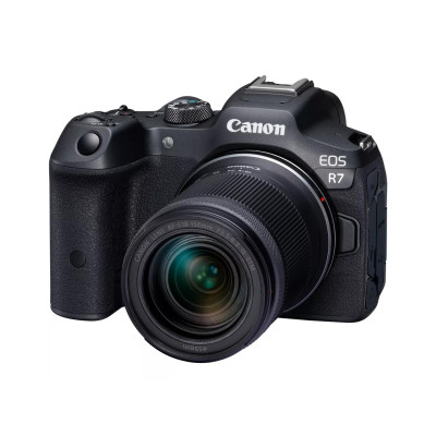 Canon EOS R7 RF-S 18-150 IS STM (5137C015)