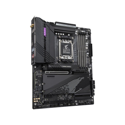 GIGABYTE B650 AORUS PRO AX