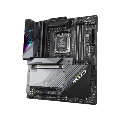 GIGABYTE X670E AORUS MASTER