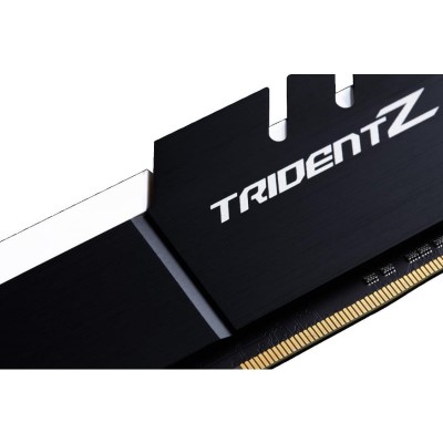 G.Skill 32 GB (2x16GB) DDR4 3600 MHz Trident Z Black/White (F4-3600C17D-32GTZKW)