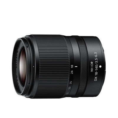 Nikon Z fc silver + DX 18-140mm f/3.5-.6.3 VR (VOA090K004)