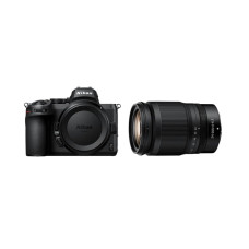 Nikon Z5 + 24-200mm f/4-6.3 VR (VOA040K004)