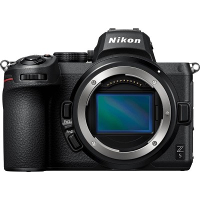 Nikon Z5 + 24-70mm f/4 (VOA040K006)