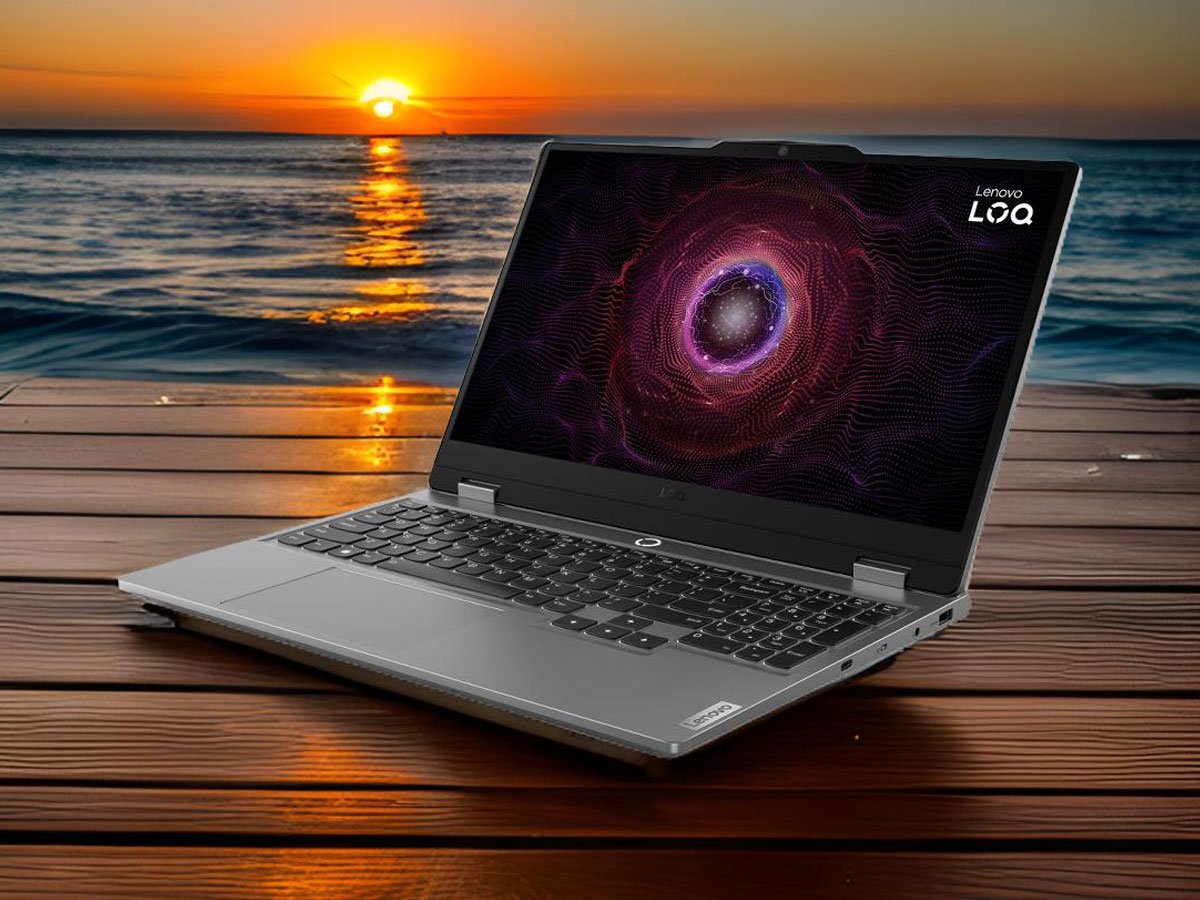 Зовнішній вигляд ноутбука Lenovo LOQ-15