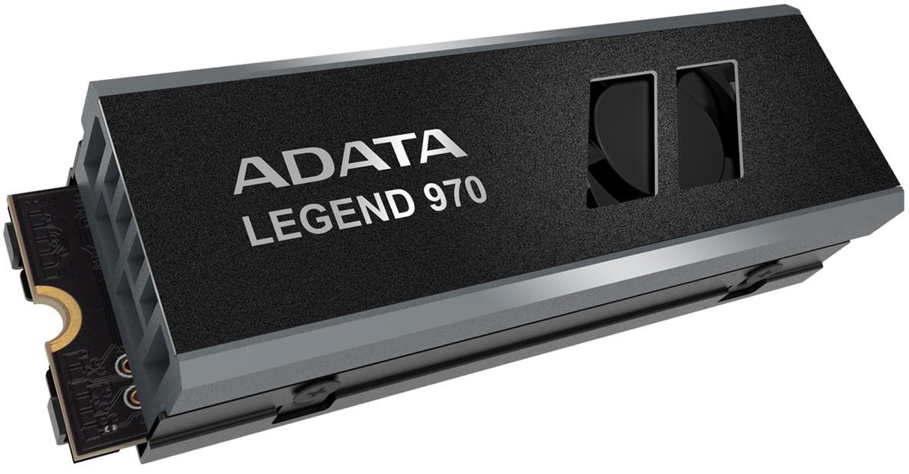 Твердотельный накопитель ADATA LEGEND 970 PCIe Gen5 NVMe M.2 – вид спереди под углом