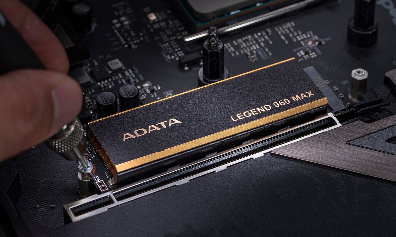 ADATA LEGEND 960 MAX диск в зборi