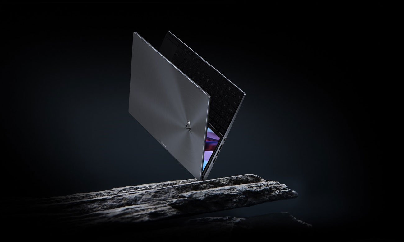 ASUS Zenbook Pro 14 Duo покрывает матрицу и прочность конструкции