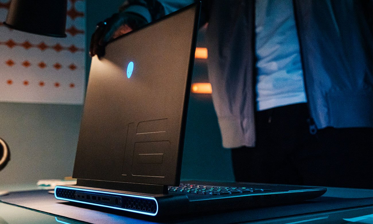 iгровий ноутбук Dell Alienware m16 R1