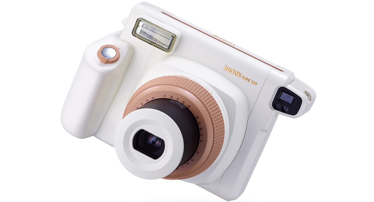 Мгновенная камера Instax WIDE 300 toffee