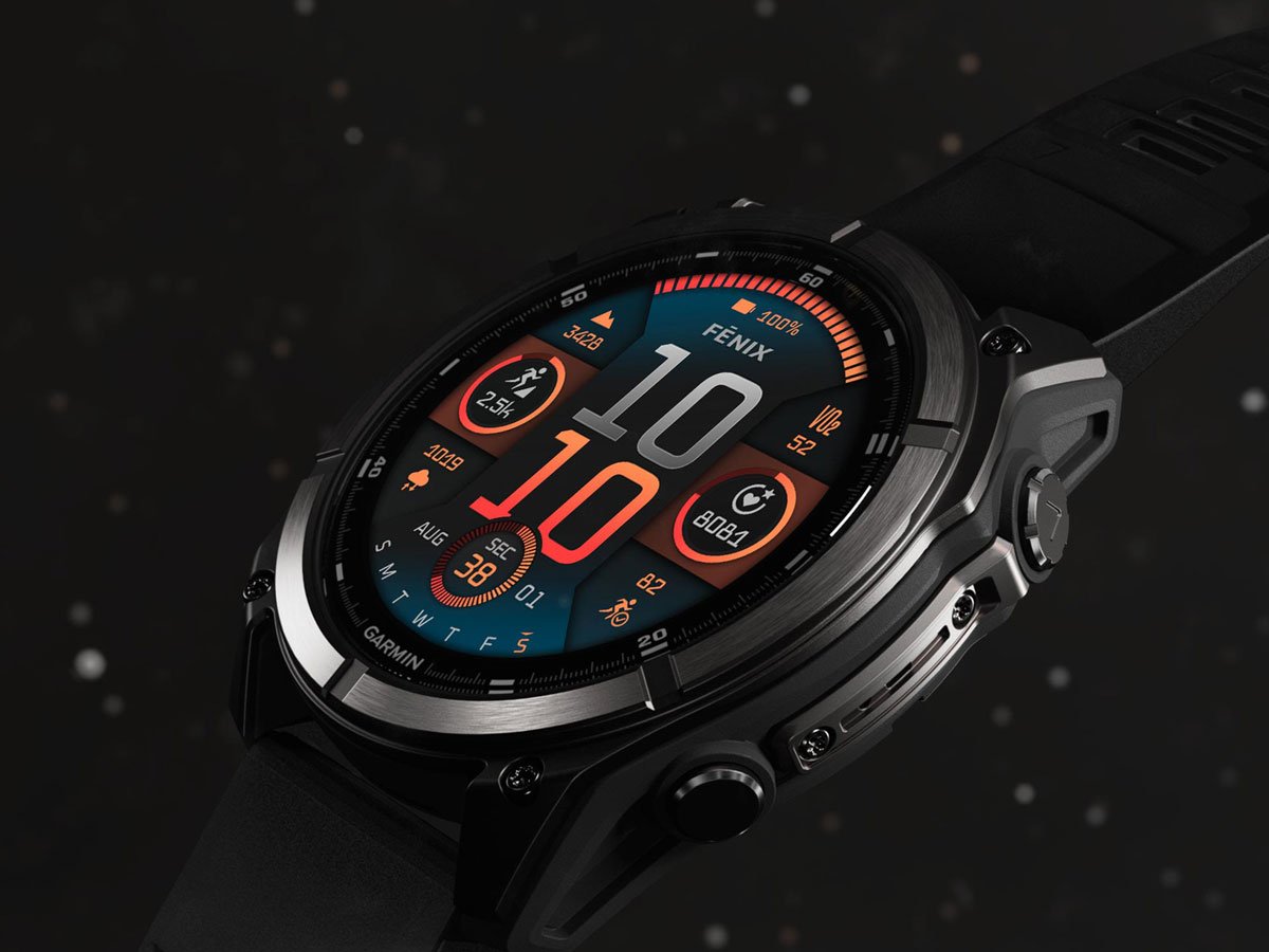 Экран Garmin fenix 8