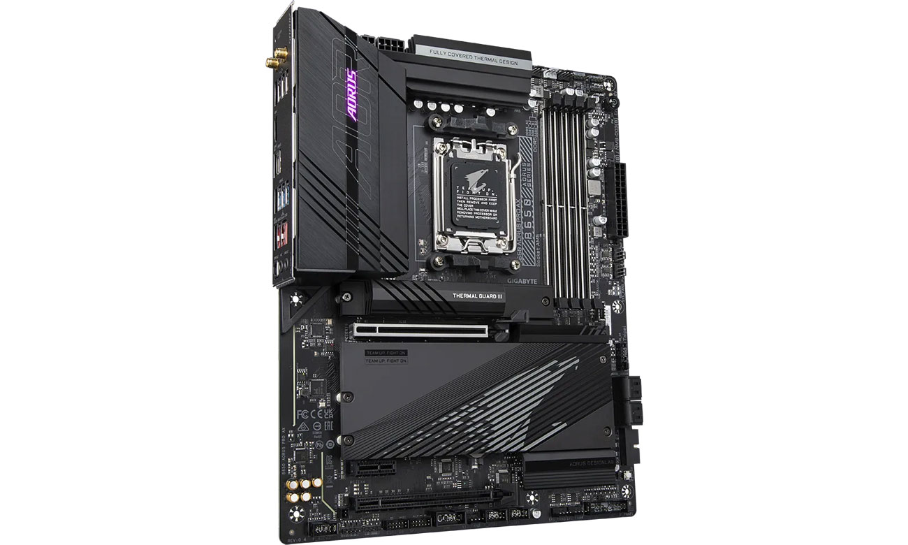 Gigabyte B650 AORUS PRO AX Mobo