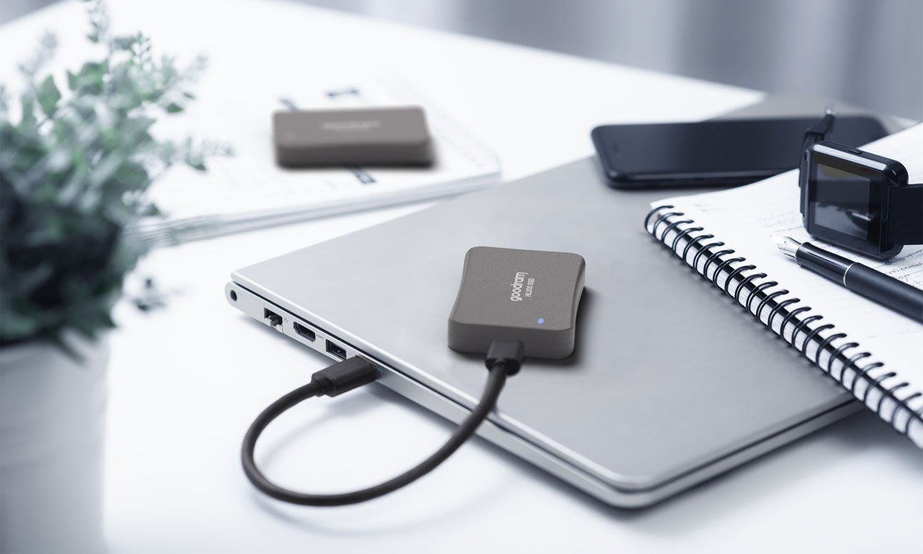 Диск GOODRAM HL200 з інтерфейсом USB-C