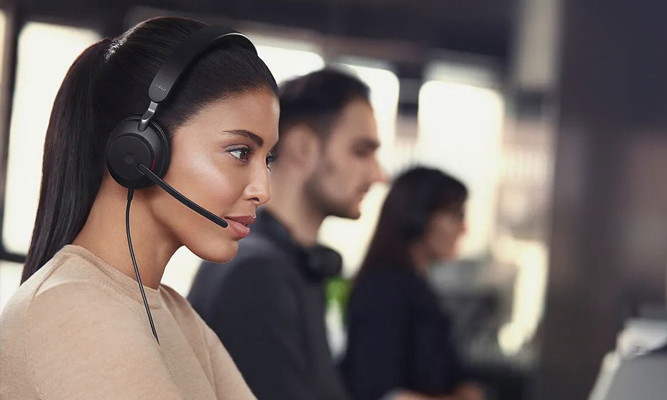 Гарнитура Jabra Evolve2 40 SE – графика стиля жизни