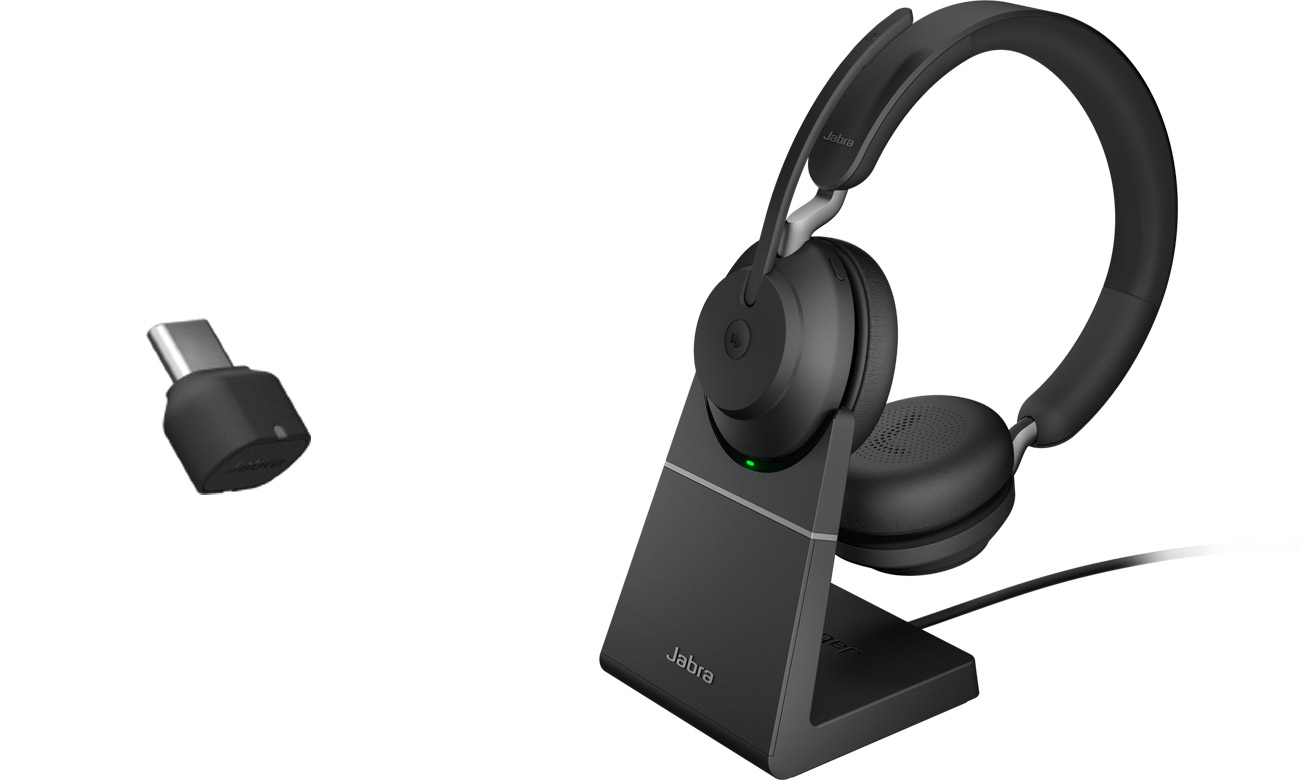 Стереогарнітура Jabra Evolve2 65 UC + док-станція для заряджання + адаптер USB-C – кутовий вид спереду