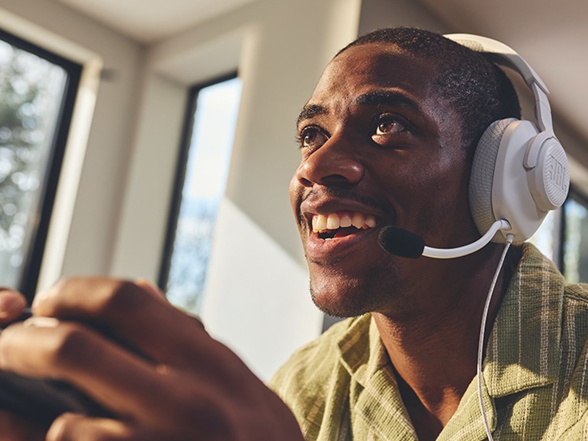 Гарнитура JBL Quantum 100 M2 - Стиль жизни