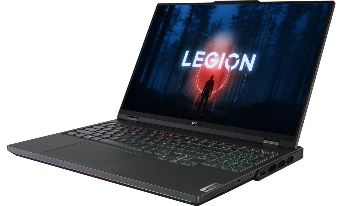 Lenovo Legion Pro 7-16 спереди