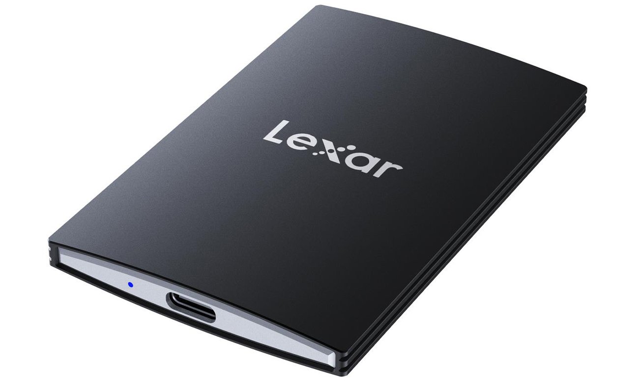 Портативный внешний SSD Lexar SL500 – вид спереди под углом