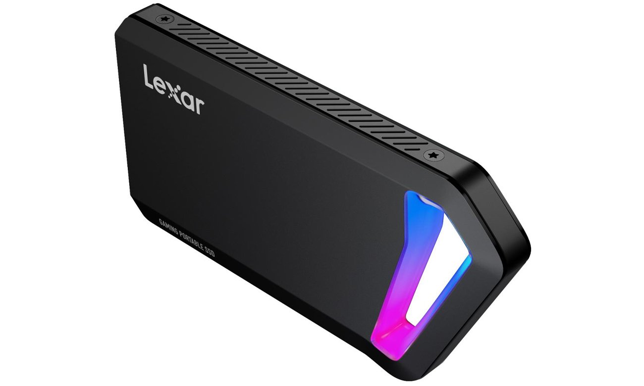 Lexar SL660 BLAZE Игровой портативный внешний SSD – вид спереди под углом