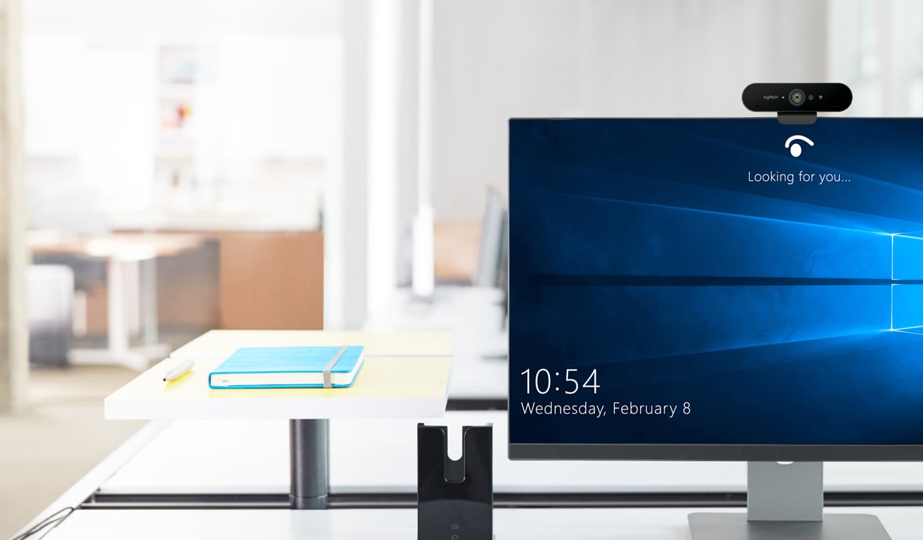 Веб-камера Logitech BRIO Підвищте свій рівень безпеки