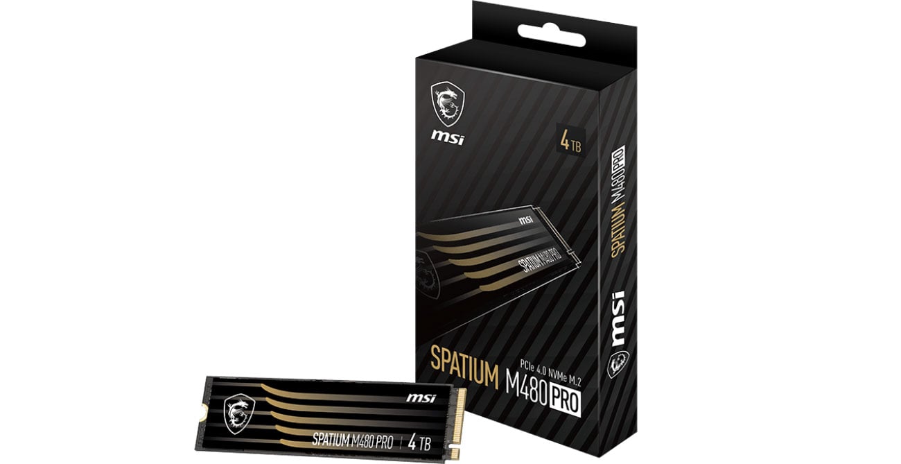 Твердотельный накопитель MSI Spatium M480 Pro Gen4 NVMe 4 ТБ M.2 – вид спереди под углом