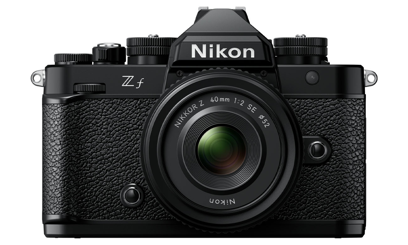 Бездзеркальний фотоапарат Nikon Z з об’єктивом 40 мм f/2 SE