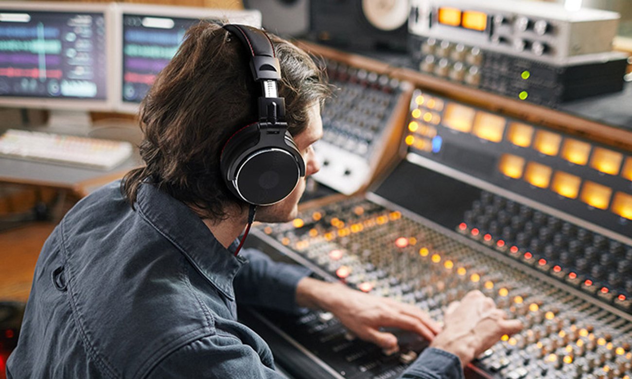 Дротові навушники Oneodio Pro50 Black - Стиль життя