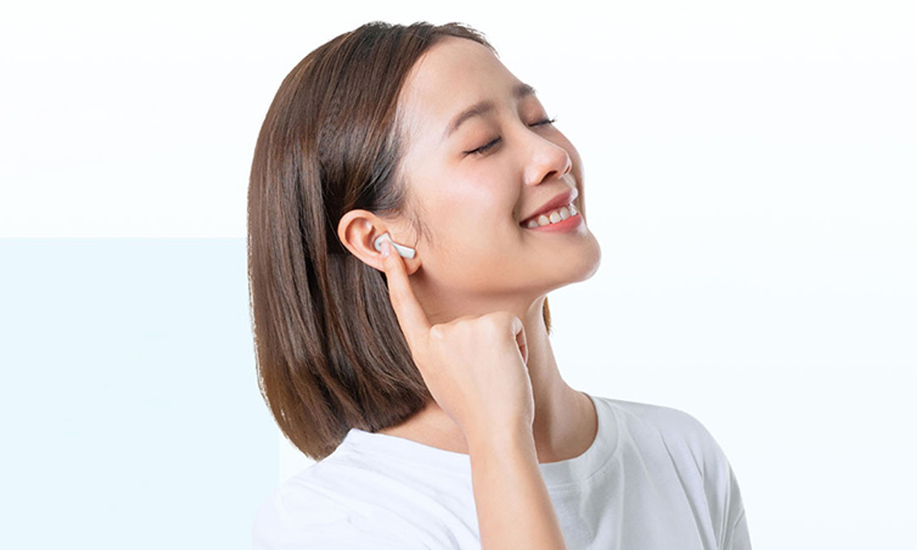 Бездротові навушники QCY T20 білі – стиль життя