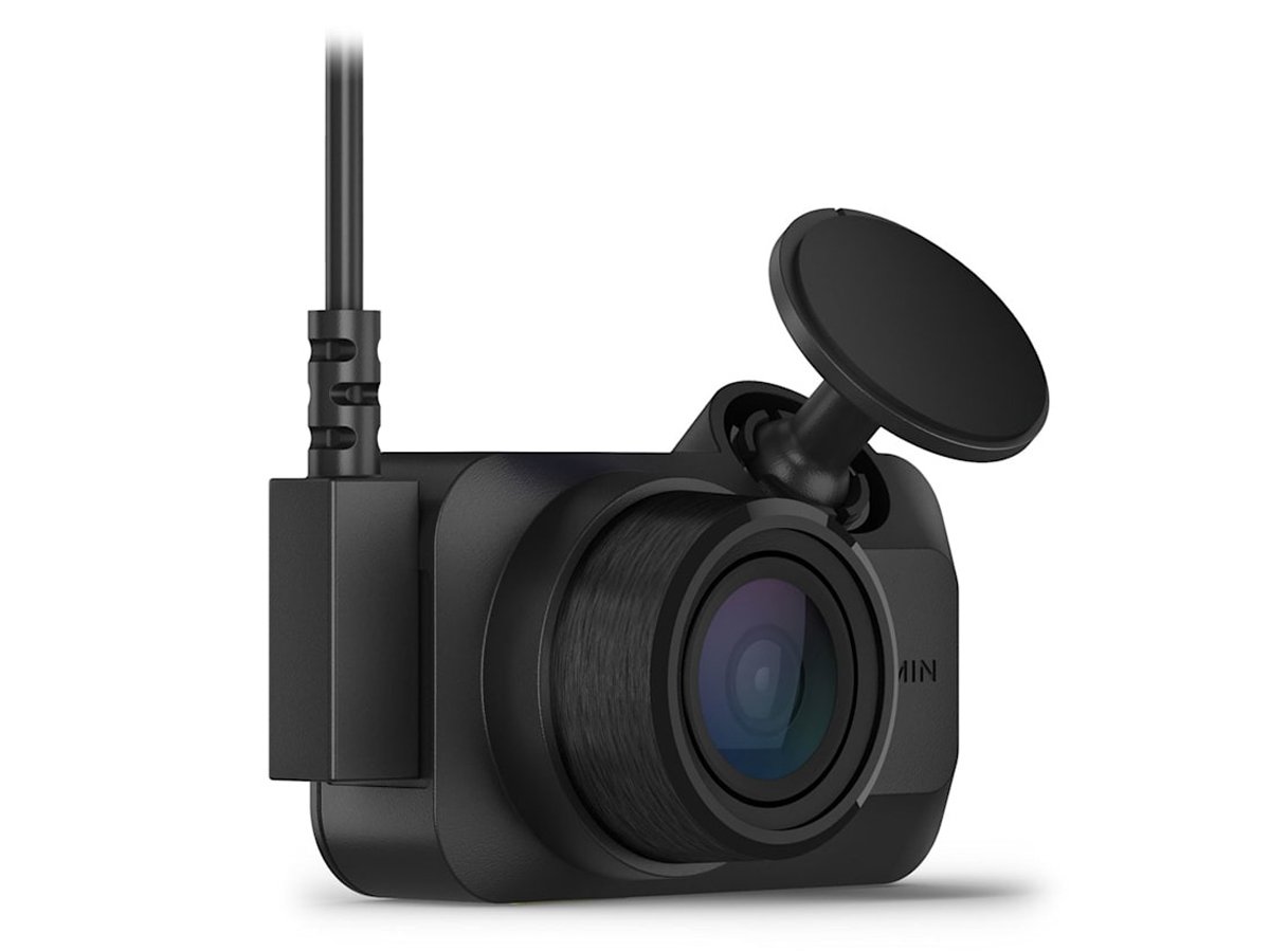 Відеореєстратор Garmin Dash Cam Mini 3 - кутовий вид спереду