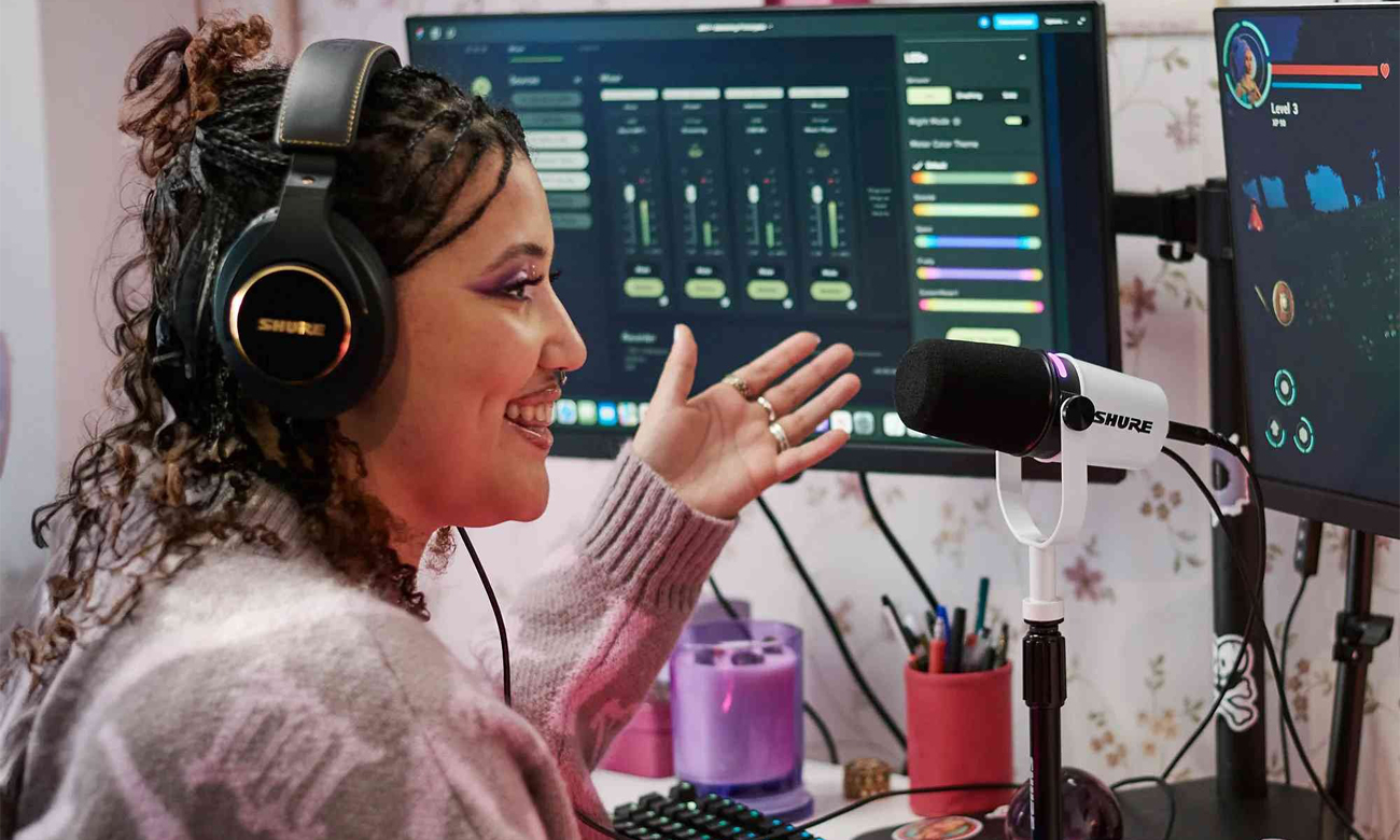 Микрофон Shure MV7+ белый – стиль жизни