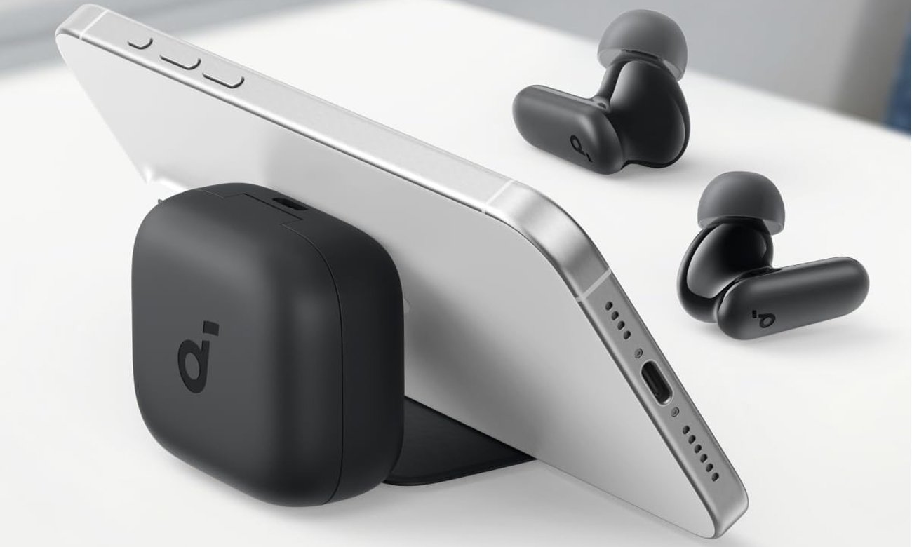 Беспроводные наушники SoundCore P30i Black - Lifestyle Graphics