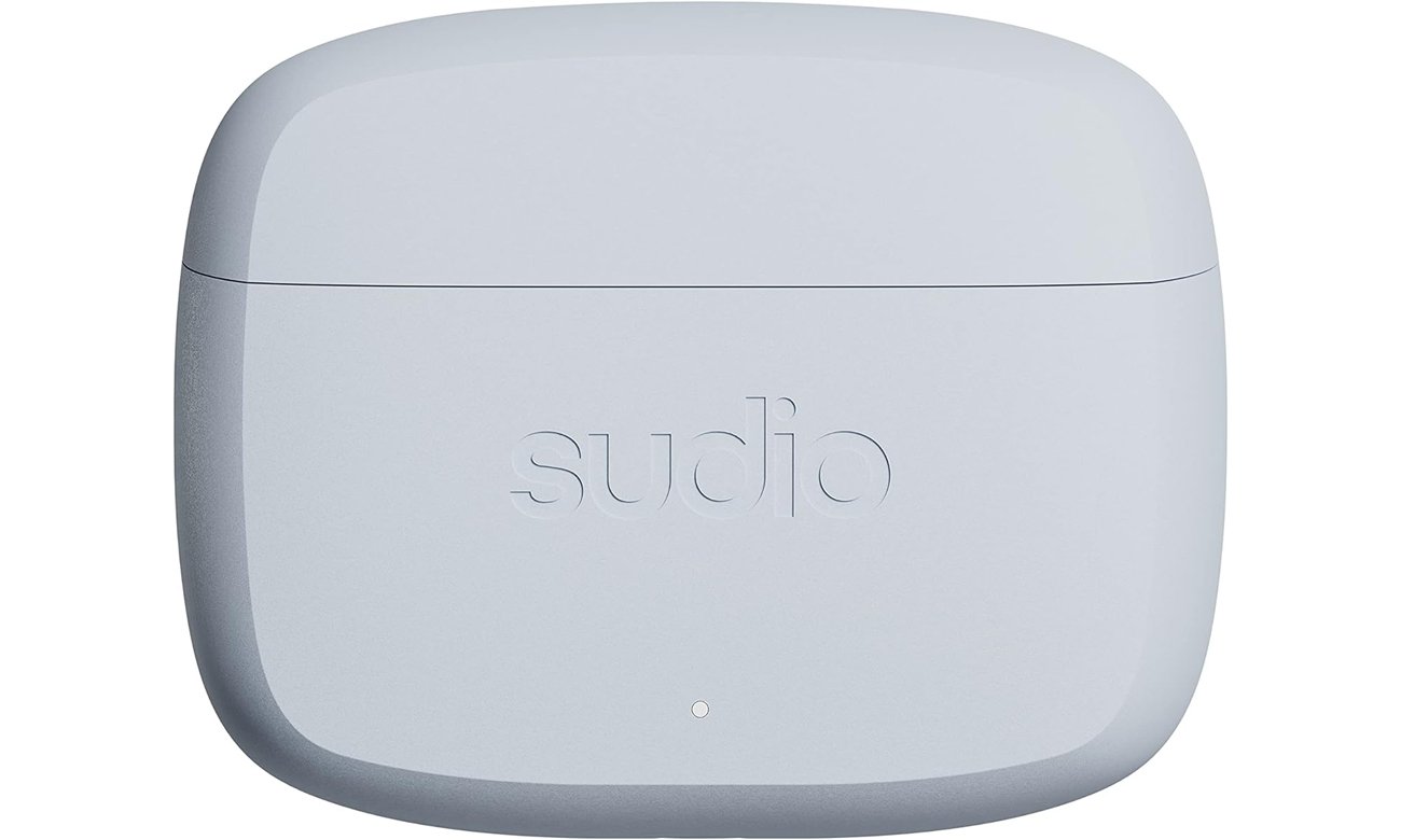 Беспроводные наушники Sudio N2 Pro Steel Blue – вид спереди закрытого зарядного футляра