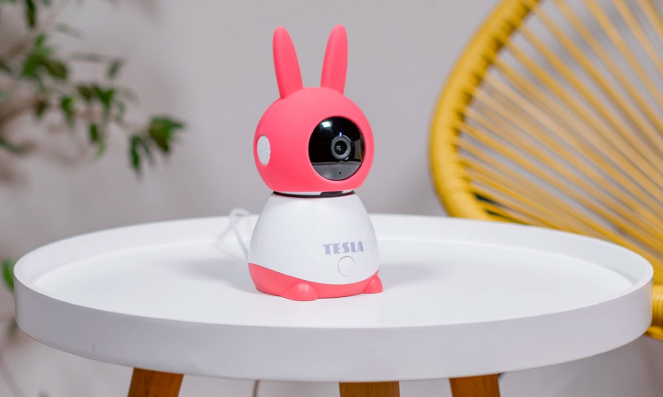 Tesla Smart Camera 360 Baby Pink Компактний розмір